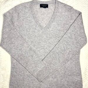 Charter Club 100% Cashmere Gray V-Neck Sweater | Soft Lightweight Classic Knit